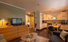 Old Town Modern Apartment